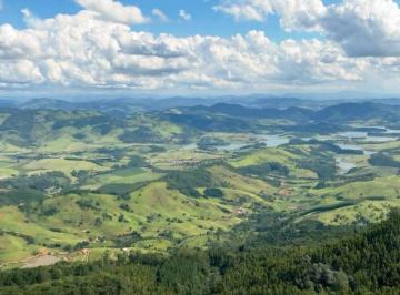 Terreno , São Roque · Lote alto de 1000m² com visual aberto e encantador