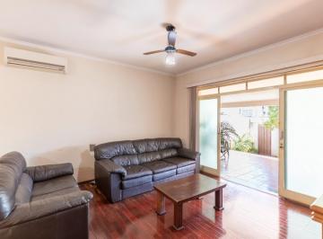 Casa · 250m² · 3 Quartos · 4 Vagas · Casa para venda em Jardim Paulistano com 3 quartos, sendo 2 suítes , 250m²