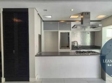Casa · 200m² · 4 Quartos · 2 Vagas · Casa em condomínio à venda, 4 quartos e 200m², Santo Amaro – São Paulo