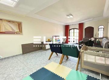 Casa · 284m² · 4 Quartos · 5 Vagas · Sobrado amplo à venda no Bairro Campestre – 4 dormitórios | 5 vagas | 280 m²