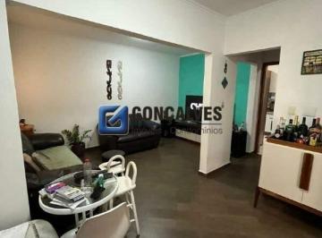 Casa · 189m² · 4 Quartos · 3 Vagas · Casa à venda em Anchieta, São Bernardo do Campo - Financiamento disponível