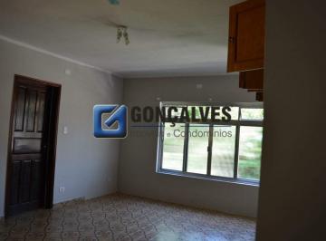 Casa · 160m² · 2 Quartos · 7 Vagas · Casa para Aluguel em São Bernardo do Campo (Bairro Dos Finco) – 160 m², 2 sala, 2 banheiro, acabamen