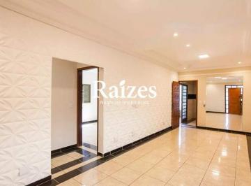 Casa · 187m² · 4 Quartos · 2 Vagas · Casa para alugar amplo no bairro Planalto, com 04 quartos sendo 02 suítes