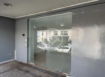 IMG_3213.jpeg · Espaço comercial em avenida, com 200m2, vitrine, 6 salas, 4 banheiros, espaço para copa, perfeito pa