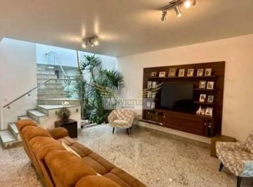 Casa · 184m² · 3 Quartos · 4 Vagas · Sobrado com 3 Suítes á Venda, 184m² - Vila Gilda, Santo André/SP.
