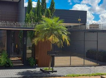 Casa · 195m² · 2 Quartos · 3 Vagas · Casa à venda em Cascavel, PR – Bairro Pioneiros Catarinenses, 195 m² internos em 313 m² de terreno