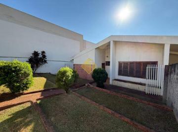 Casa · 350m² · 3 Quartos · CASA PARA VENDA NA REGIÃO CENTRAL EM TOLEDO - PR