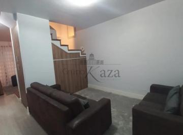 Casa · 205m² · 3 Quartos · 2 Vagas · Oportunidade - Casa Sobrado em Condomínio - Condomínio Bosque dos Ipês - Jardim Califórnia - Jacareí