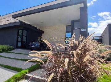 Casa · 250m² · 3 Quartos · 2 Vagas · Casa térrea estilo resort em condomínio fechado