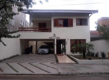 Casa · 256m² · 4 Quartos · 4 Vagas · Casa com 512 m² e 4 quartos à venda em Jardim Aquárius
