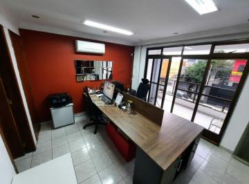 Casa · 326m² · 5 Quartos · 3 Vagas · Sobrado amplo com 326m² ? família ou uso comercial (bem confortavel)