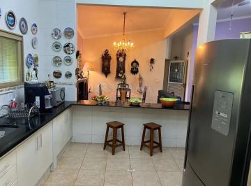 Casa · 2300m² · 3 Quartos · 4 Vagas · Chácara maravilhosa no Cond. Monte Carlo