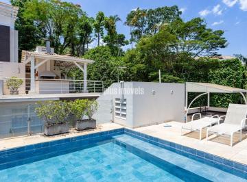 Casa · 586m² · 3 Quartos · 4 Vagas · Casa em Condomínio 3 Suítes 4 Vagas no Morumbi!