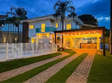 Casa · 308m² · 4 Quartos · 6 Vagas · Casa de Alto Padrão com 4 dormitórios, 308 m², em excelente localização no Condomínio Marambaia, Vin