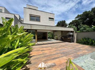 Casa · 274m² · 4 Quartos · 2 Vagas · Casa de Condomínio com 4 suítes pé na areia