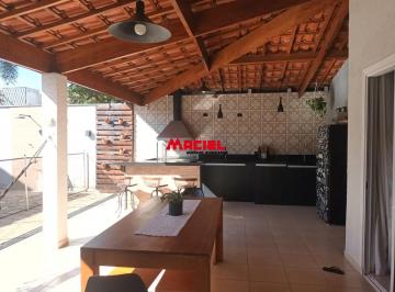 Casa · 71m² · 2 Quartos · 2 Vagas · Condomínio Residencial campo Belo casa de esquina com piscina e área gourmet, prox vista verde!!