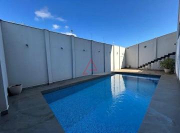 Casa · 272m² · 4 Quartos · 3 Vagas · Casa com 4 Quartos à Venda, 272m² por R$1.100.000,00, Itamarati, Londrina-PR
