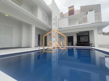 Casa · 426m² · 7 Quartos · 6 Vagas · 322S - Sobrado de alto padrão com 7 dormitórios e com piscina no Balneário Ipanema