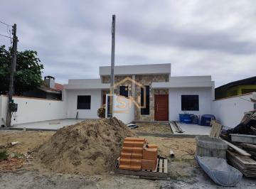 Casa · 71m² · 2 Quartos · 2 Vagas · 390C - Casa com piscina e amplo espaço à venda no Balneário Primavera