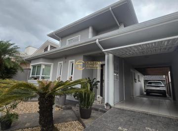 Casa · 208m² · 3 Quartos · 2 Vagas · Casa 3 dormitórios, sendo 1 suite master com closet - Pedra Branca Palhoça