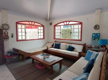 h6s6d642ode1ytyyzjg3zje4_md · Casa  dois dormitórios -