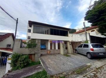 11f8429e5d663b828edb6c04bb636100d8bdf13c · Casa 6 quartos em rua fechada em São Francisco