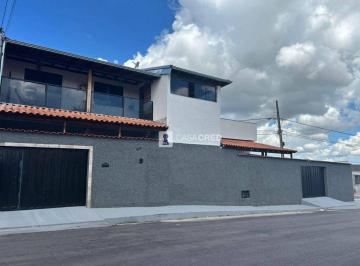 205e9455ce05507a7a301ad3d8d4391ecaa04ff0 · Casa com 3 suítes à venda, 180 m² por R$ 900.000 - Santana - Varginha/MG