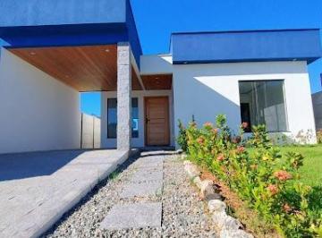 0fa66aed34929f29f800b30e0c51d7fe71461110 · casa nova em condomínio