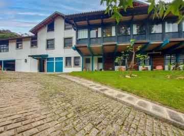 Casa · 669m² · 10 Quartos · 3 Vagas · Casa com 10 quartos no bairro Albuquerque, Teresópolis
