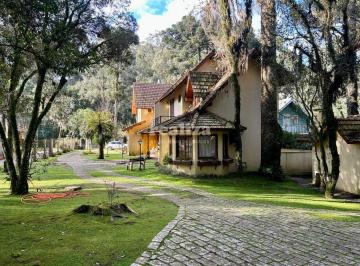 Casa · 87m² · 2 Vagas · CASA COM 2 SUÍTES NA VILA SUZANA EM CANELA