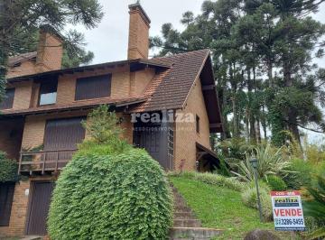 Casa · 170m² · 1 Vaga · CASA COM 3 QUARTOS EM GRAMADO