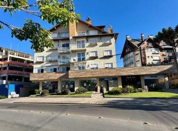 Apartamento · 72m² · 1 Vaga · DOM PEDRO II
