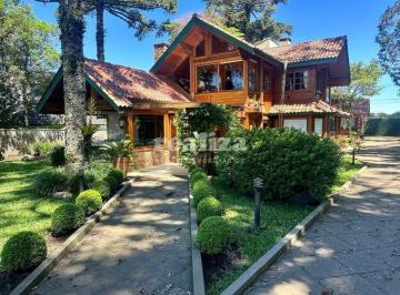 Casa · 340m² · 4 Vagas · CASA LAGO