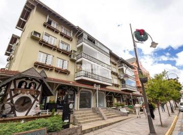 Apartamento · 49m² · 1 Vaga · APARTAMENTO DE 02 DORMITÓRIOS EM GRAMADO