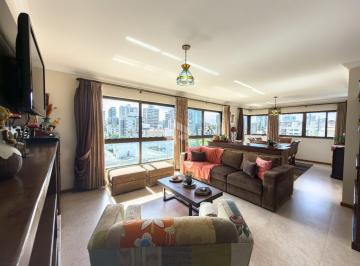 Apartamento · 158m² · 3 Quartos · 2 Vagas · Apartamento 3 dormitórios sendo 1 suíte - em andar alto -2 vagas -  Petrópolis