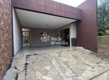 Casa · 215m² · 3 Quartos · 2 Vagas · Oportunidade imperdível para morar com conforto e praticidade no Condomínio Jardim Europa II
