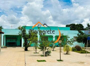 Casa de 3 quartos, Brasília · CASA DE 3 QUARTOS, SENDO 1 SUÍTE MASTER ACOMPANHADA DE 2 SUÍTES / ESCRITÓRIO/ ÁREA GOUMERT / PISCINA