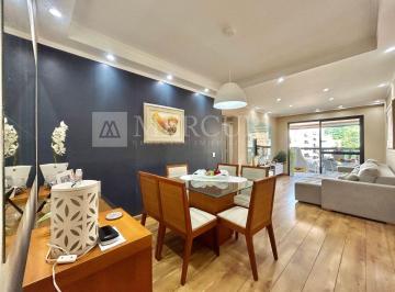 6e6f3f6d364efb8a67bc792d88343ce0dd39b5dd · Apartamento à venda na Praia das Pitangueiras em Guarujá.