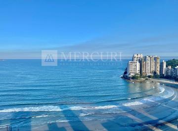 9a43be02af10aec8385bc250cd38b0c9d1609cde · Cobertura Duplex Finamente Decorada e Reformada à venda na Praia das Astúrias em Guarujá.