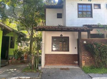 4eb9e19ff2fb4808b99ea99df6ce5556874bebb8 · Casa com 3 dormitórios à venda, 71 m² por R$ 418.000,00 - Serra Grande - Niterói/RJ