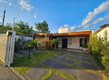 Foto 01 · Belíssima casa a venda com 3 dormitórios, sendo 1 suíte - Perequê Açu - Ubatuba - SP Casa ampla, ac