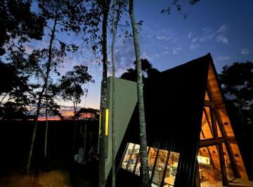 Casa de 3 quartos, Petrópolis · CHALÉ DE AUTO PADRÃO - CONDOMÍNIO VALE DO SOL