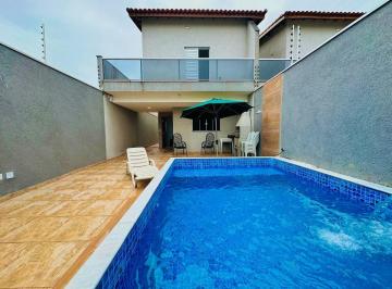Casa de 4 quartos, Itanhaém · Casa com 04 dormitórios e piscina para Venda, Itanhaém / SP