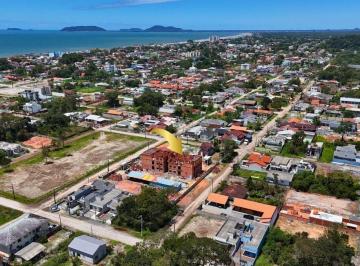 Apartamento · 50m² · 2 Quartos · 1 Vaga · Residencial Ouro Preto com área de lazer próximo ao centro comercial em Itapoá-SC