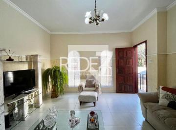 Casa · 170m² · 4 Quartos · 2 Vagas · CASA RESIDENTIAL em Campinas - São Paulo, Cambuí