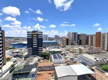 Apartamento · 138m² · 3 Quartos · 2 Vagas · Cobertura com 3 Quartos e Área Descoberta à venda na Ponta Verde no Edifício Porto Madero