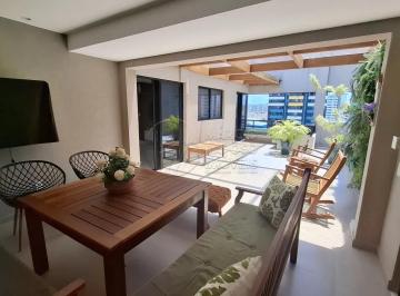 Apartamento · 138m² · 3 Quartos · 2 Vagas · Exclusividade e Espaço Externo: Cobertura 3 Quartos no Ed. Porto Madero