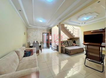 Casa · 190m² · 3 Quartos · 2 Vagas · CASA COM 2 SUITES E 1 QUARTO