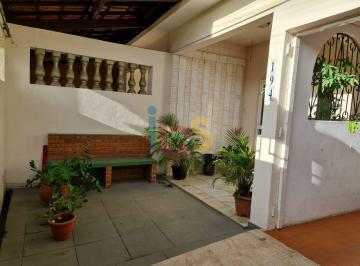 Casa · 300m² · 3 Quartos · VENDO CASA COM VISTA MAR