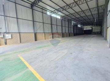 Comercial · 1100m² · 5 Vagas · Galpão amplo com 1100m2, pé direito de 8,5m e escritório completo na Deusdedith Salgado